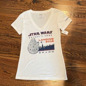Women’s Disney Parks Star Wars Opening Day tee New with tags size small